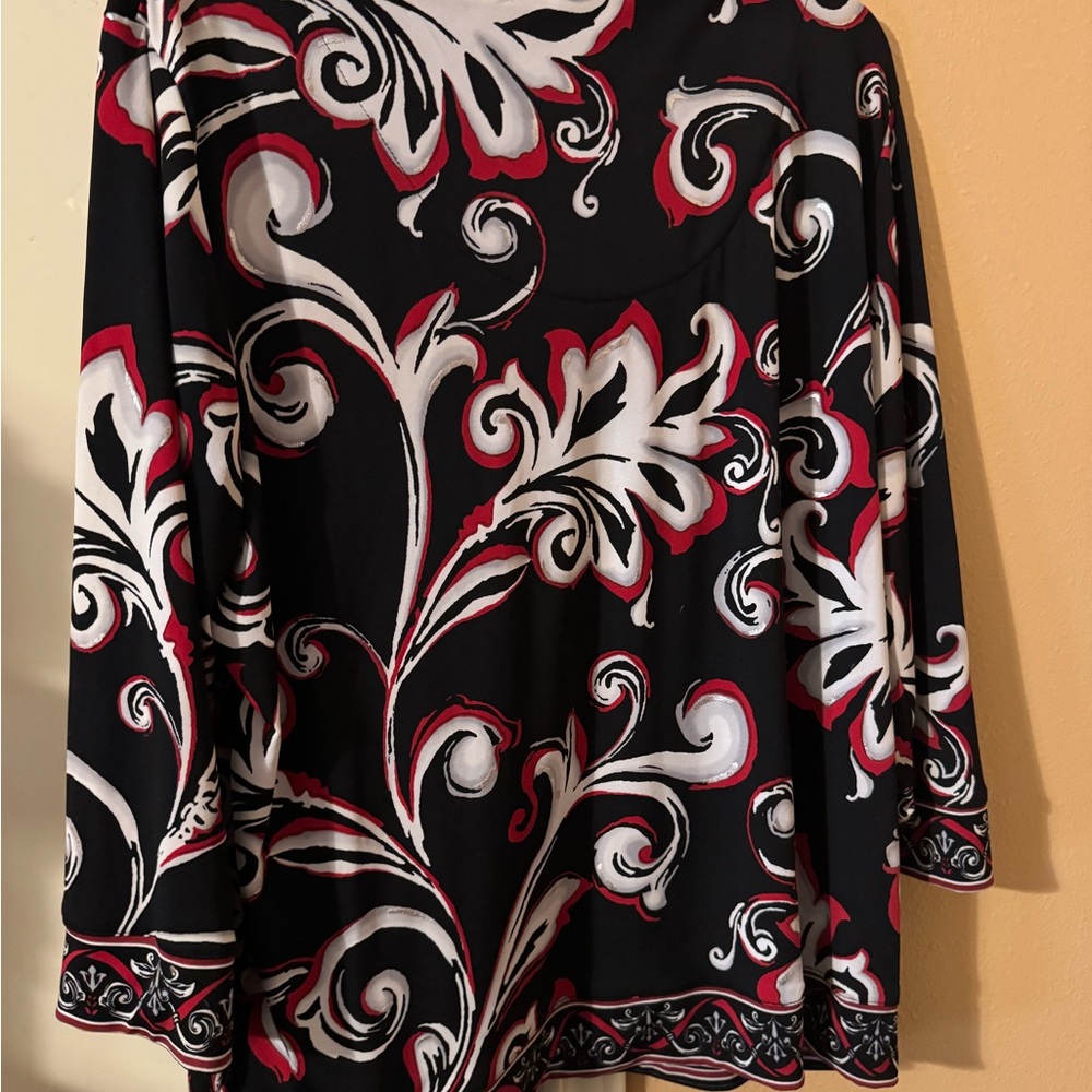 Alfred Dunner Black and Red Floral Blouse